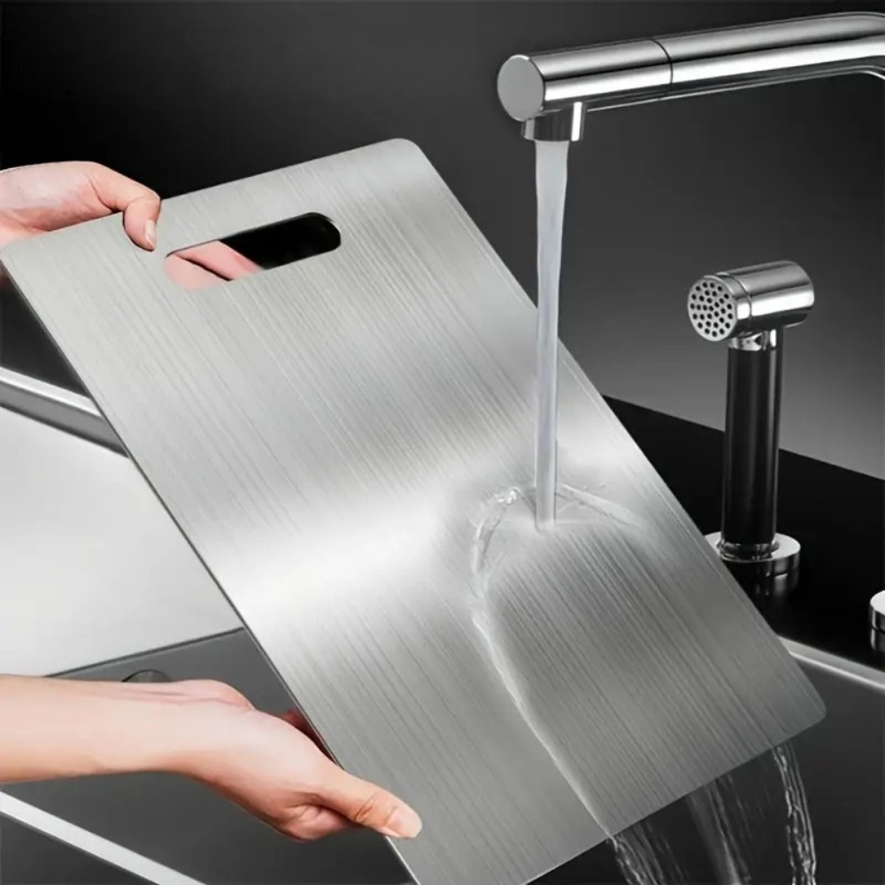 Double-sided stainless steel chopping board – Durable and hygienic for fruit, vegetables and meat