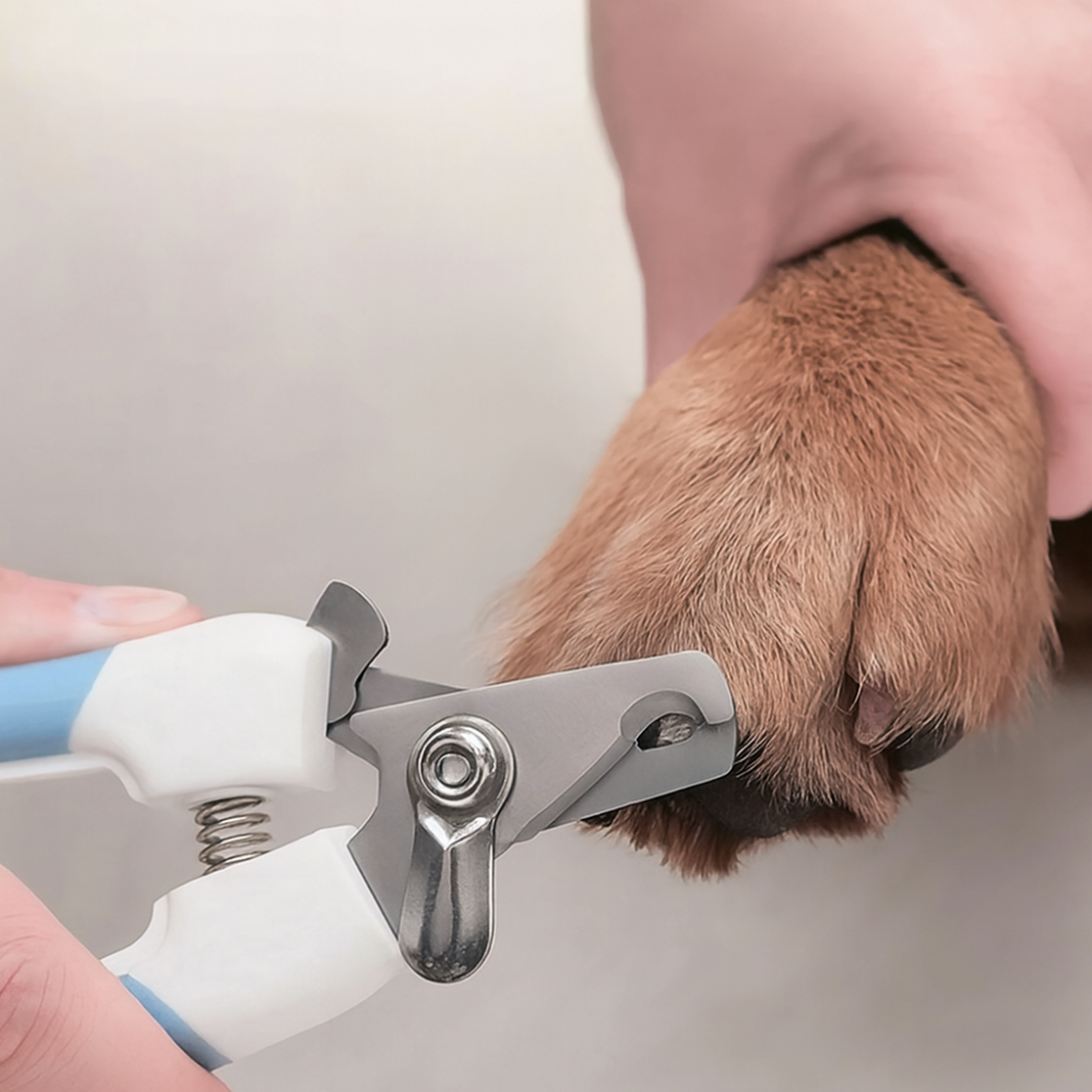 Ergonomic Nail Clipper for Dogs and Cats