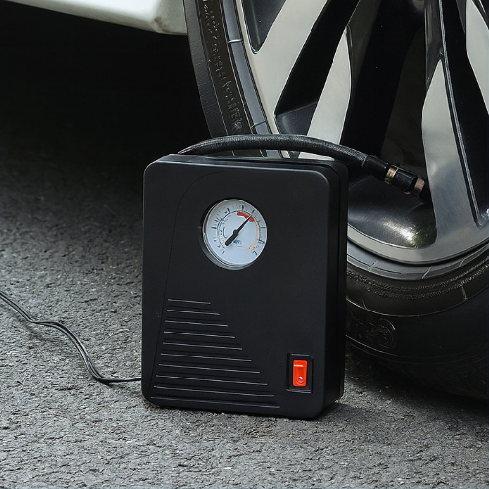 Portable 12V 100 PSI tyre inflator with LED