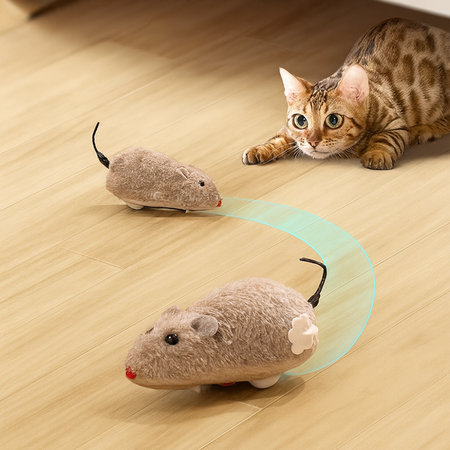 Mechanical toy mice for cats (set of 4)