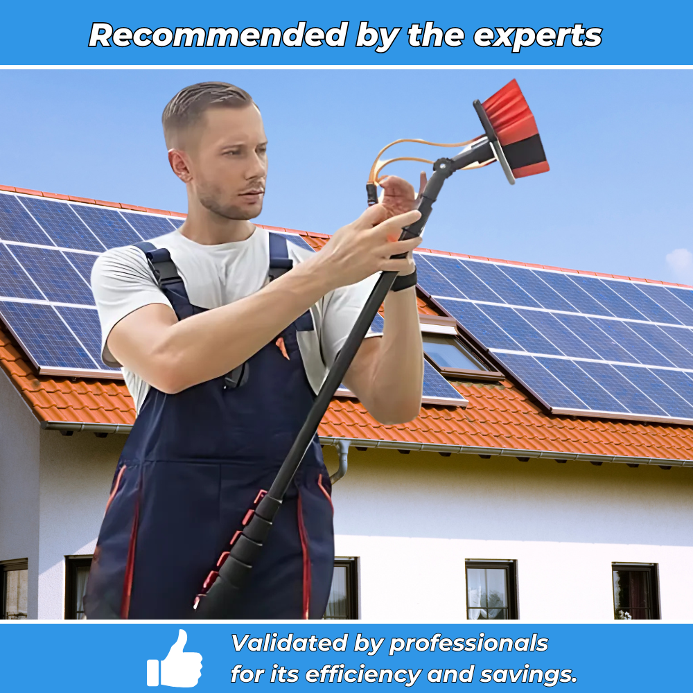 SolarClean Pro - High-performance telescopic brush for solar panels