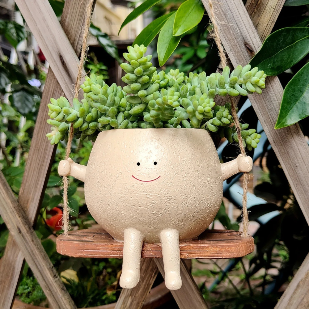 Designer hanging flower pot for a unique look